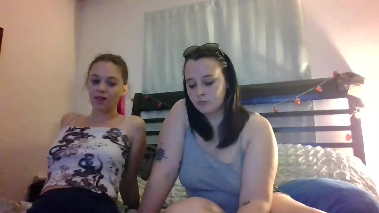 BedroomBarbie - Stripchat webcam show • Friday, September 5, 2025 #Humiliation #Brunette #DirtyTalk