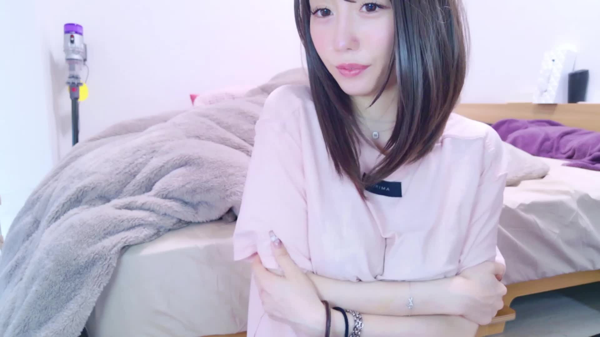 xx_natsumegu_xx cam recording