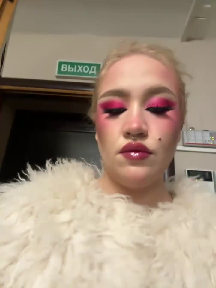 RollDolls cam recording